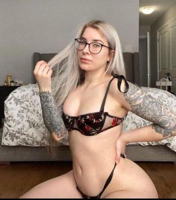 Katerina, 27  female escort, Concord